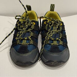 L.L. Bean Kids Sneakers in Navy and Lime